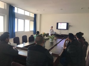公休座谈普宣传，优质护理暖人心