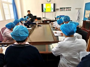 专家引领    助力发展