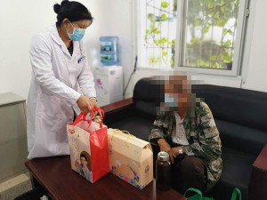 中秋慰问送真情，人文关怀暖人心