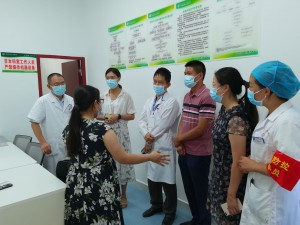 甘洛县医疗机构相关人员到我县人民医院进行疫情防控工作交叉检查