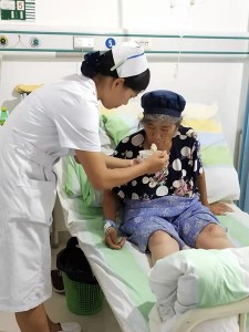 用心呵护，用爱守护健康