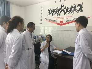 华西医院、省医院专家赴我院指导病历管理工作
